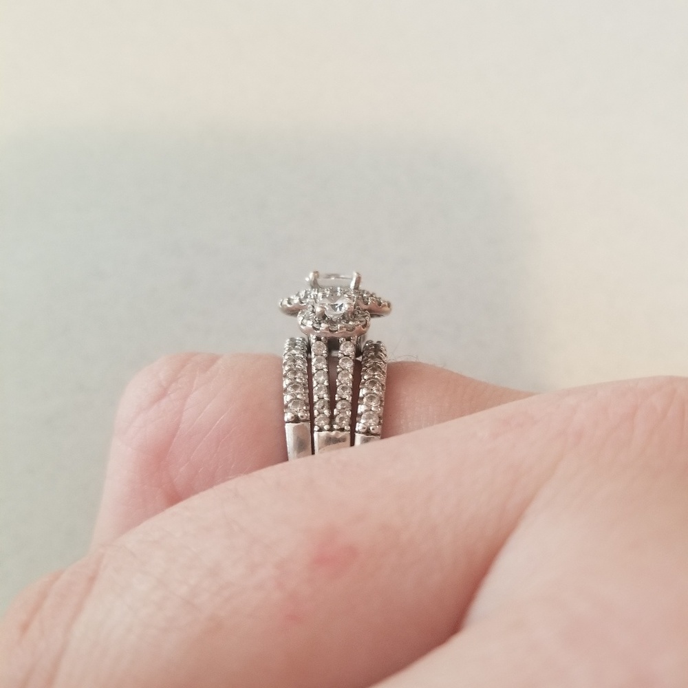 3 PC Wedding Set - Picture 5 of 5